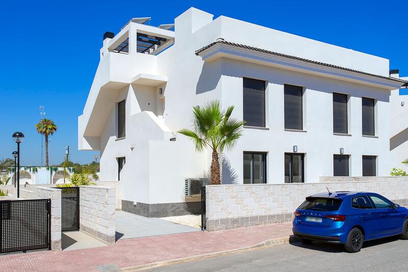 2 slaapkamer Appartement Te koop