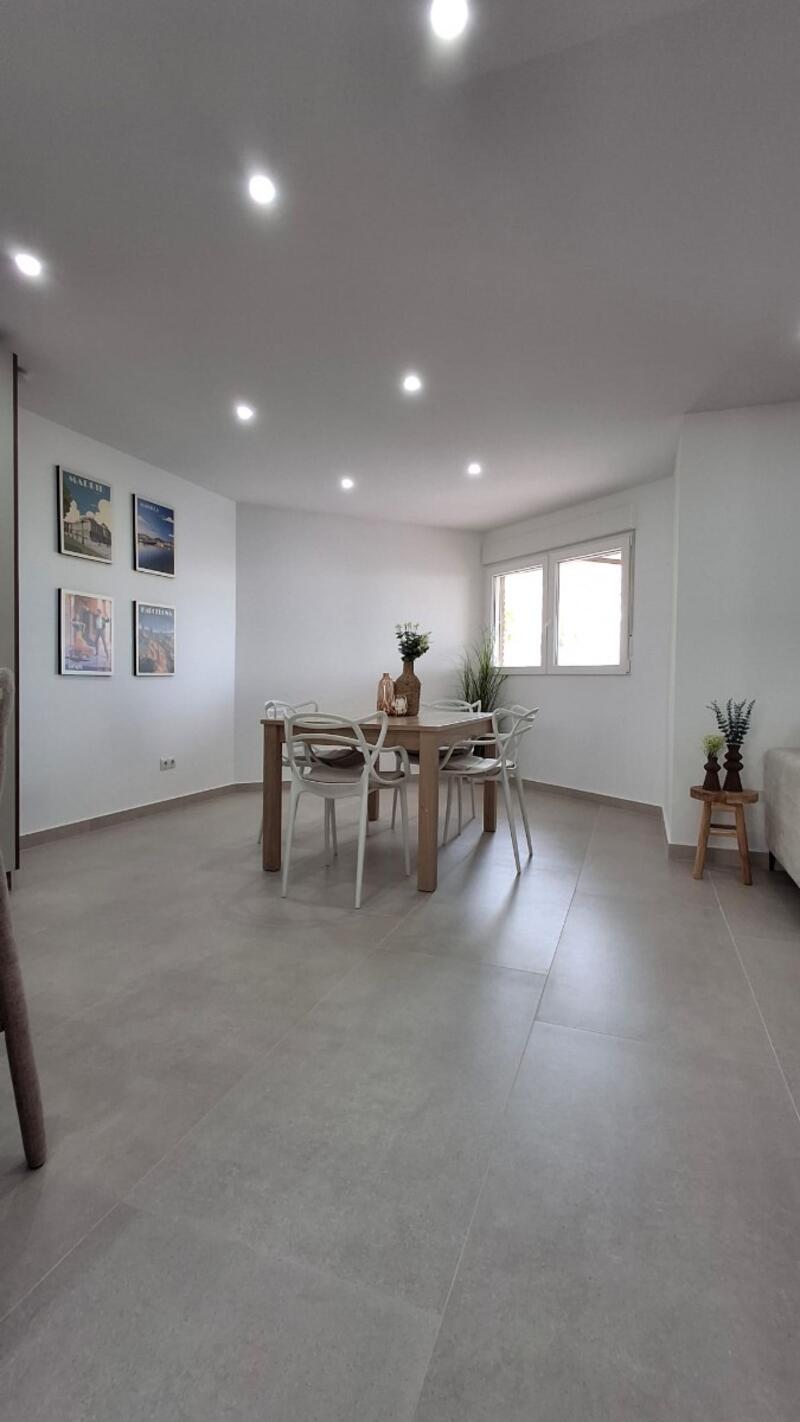 2 slaapkamer Appartement Te koop 2 slaapkamer Appartement Te koop
