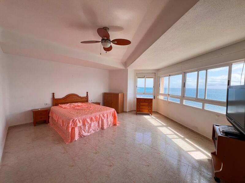 4 bedroom Apartment for sale 4 bedroom Apartment for sale