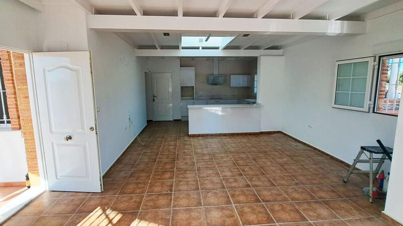 3 Schlafzimmer Landhaus zu verkaufen 3 Schlafzimmer Landhaus zu verkaufen