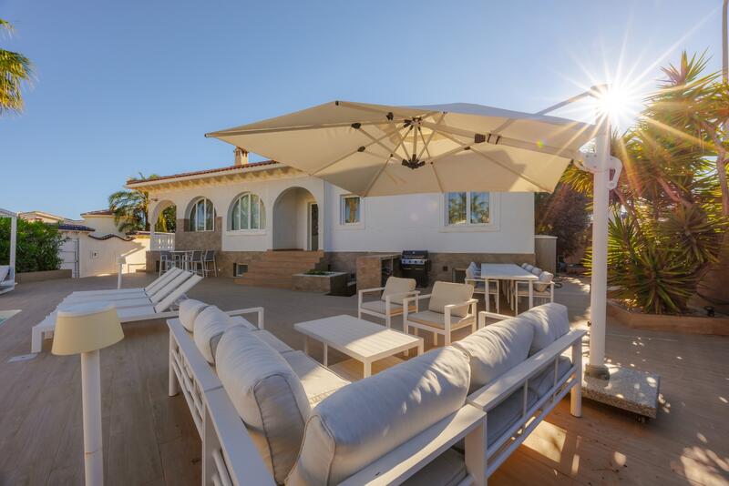 5 bedroom Villa for sale