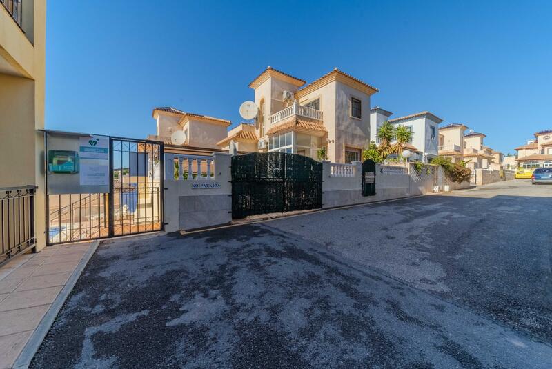3 bedroom Villa for sale 3 bedroom Villa for sale
