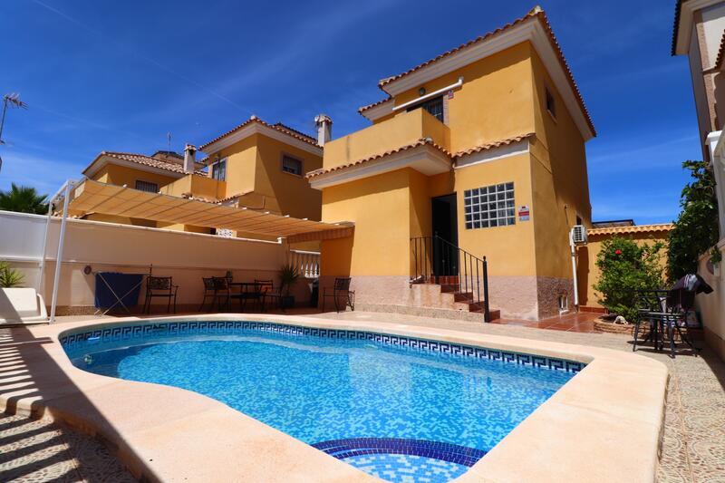 Villa zu verkaufen in Algorfa, Alicante Villa zu verkaufen in Algorfa, Alicante