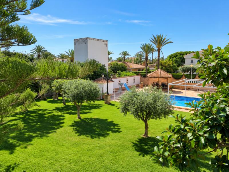 8 sovrum Villa till salu 8 sovrum Villa till salu