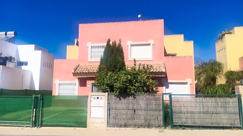 3 Cuarto Adosado en venta 3 Cuarto Adosado en venta