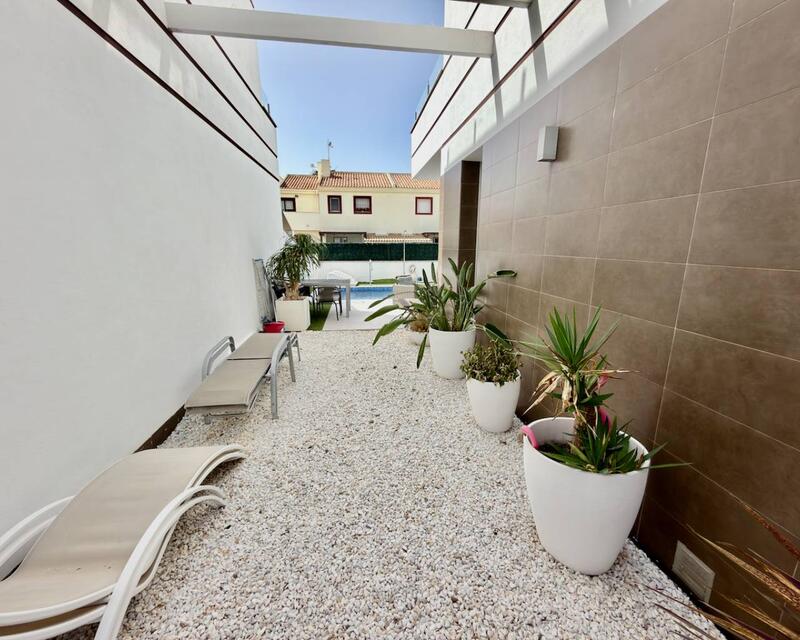 3 bedroom Villa for sale 3 bedroom Villa for sale