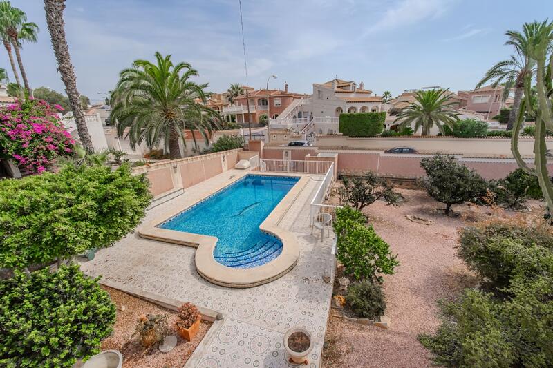 5 soverom Villa til salgs 5 soverom Villa til salgs