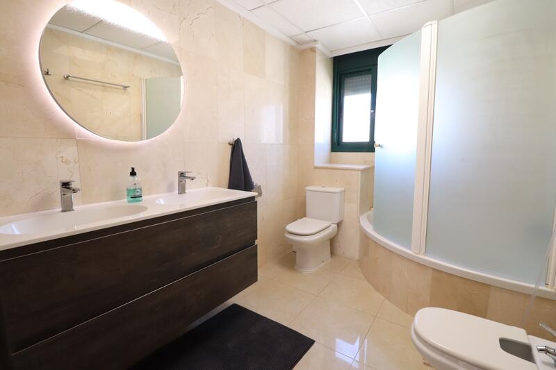 2 bedroom Townhouse for sale 2 bedroom Townhouse for sale