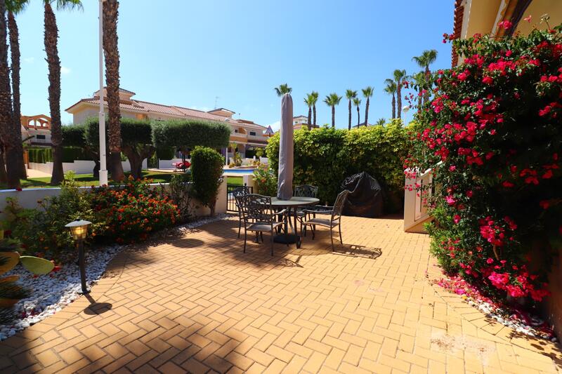 2 bedroom Townhouse for sale 2 bedroom Townhouse for sale