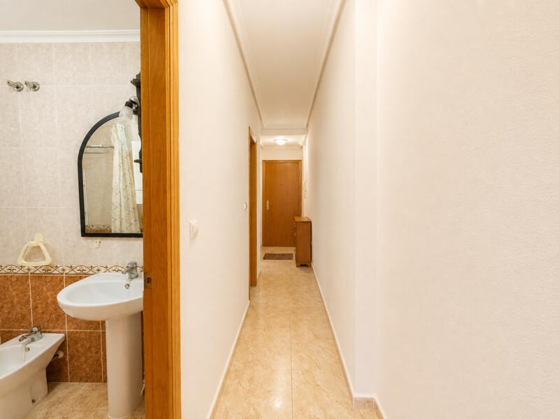2 slaapkamer Appartement Te koop 2 slaapkamer Appartement Te koop