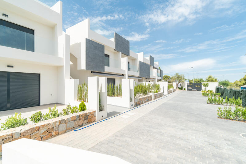 3 bedroom Apartment for sale 3 bedroom Apartment for sale