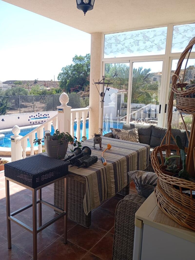 3 bedroom Country House for sale 3 bedroom Country House for sale