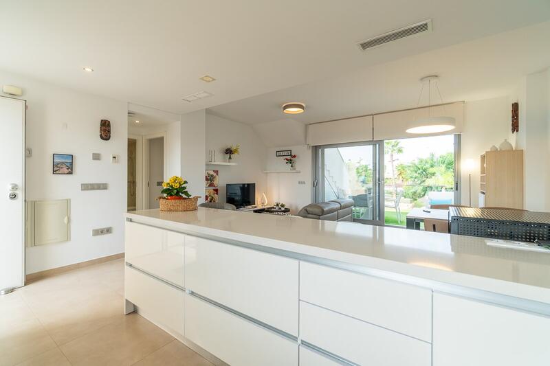 2 bedroom Townhouse for sale