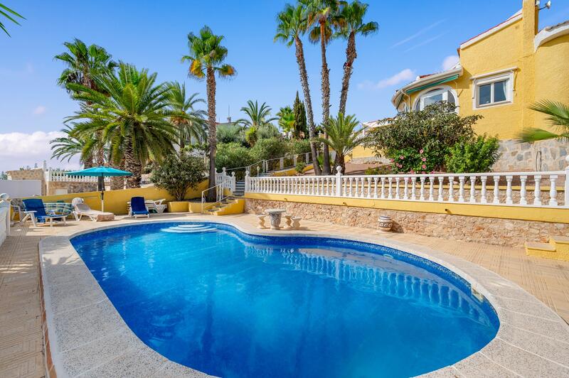 2 bedroom Villa for sale 2 bedroom Villa for sale