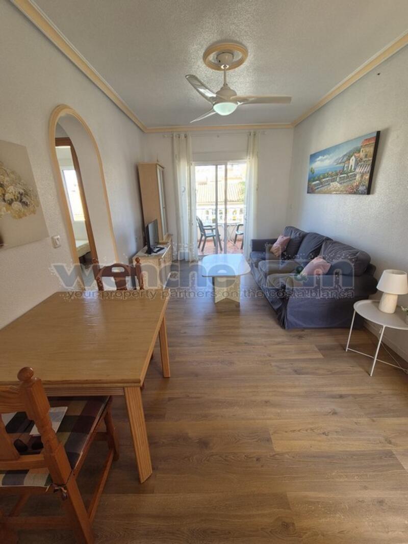 2 slaapkamer Gezinswoning Te koop