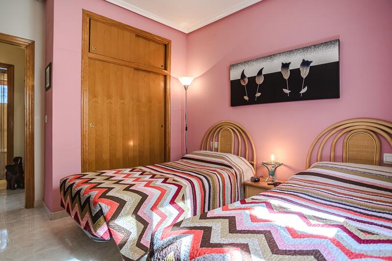 2 Cuarto Villa en venta 2 Cuarto Villa en venta
