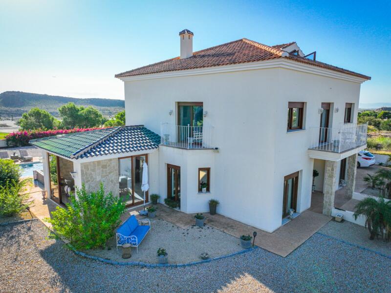 5 bedroom Villa for sale 5 bedroom Villa for sale