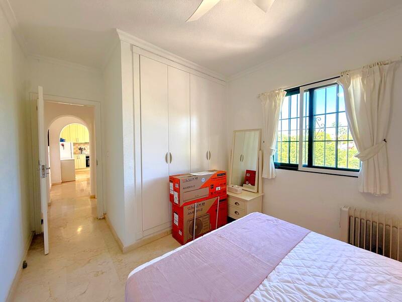 6 chambre Villa à vendre 6 chambre Villa à vendre