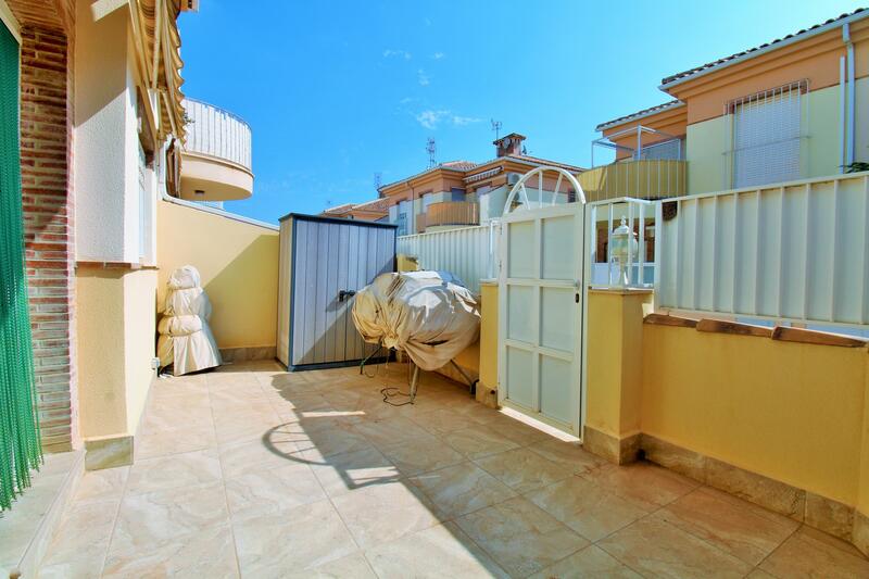 3 bedroom Townhouse for sale 3 bedroom Townhouse for sale