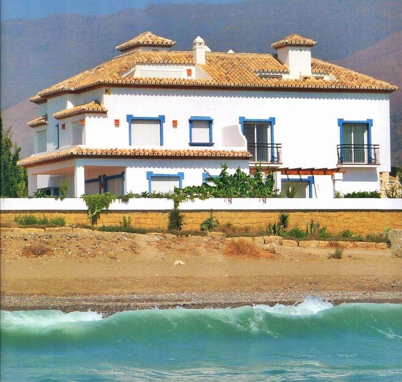 Byhus til salg i Estepona, Málaga