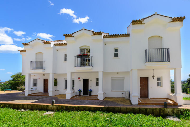 Maison de Ville à vendre dans Benahavis, Málaga
