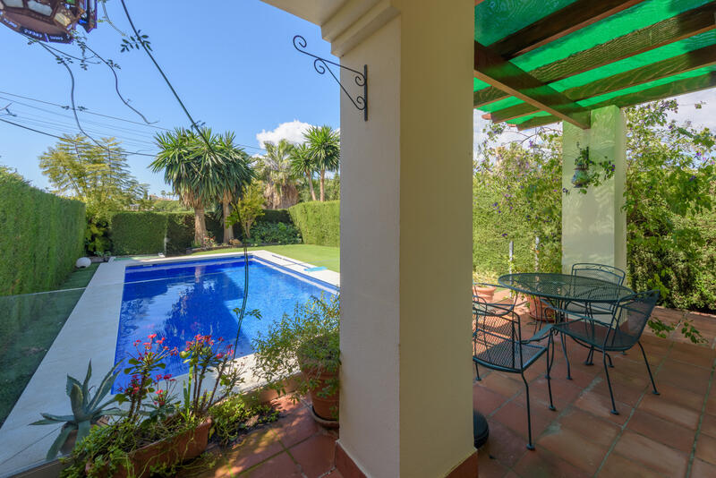 Cave House for sale in Estepona, Málaga