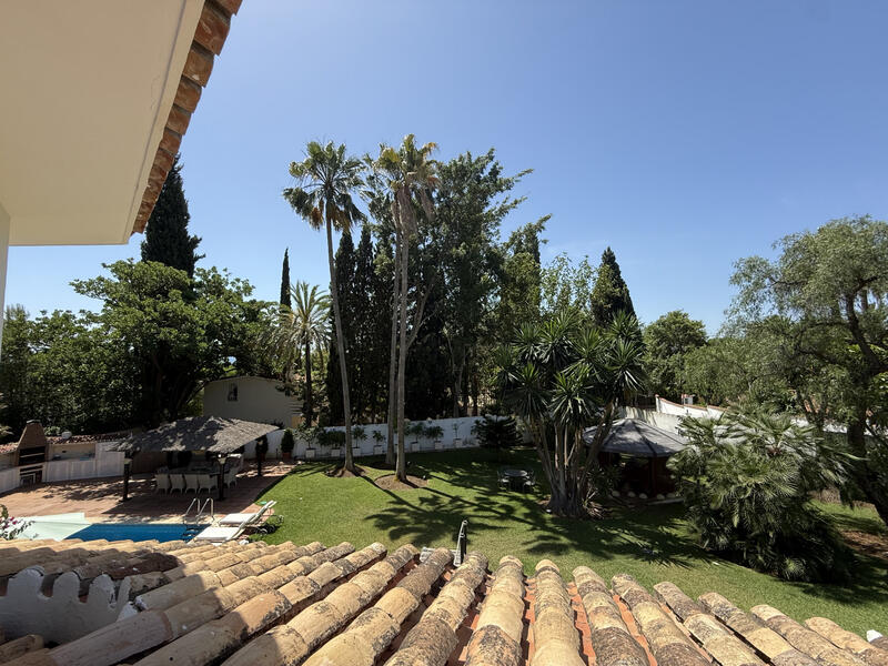 6 bedroom Cave House for sale