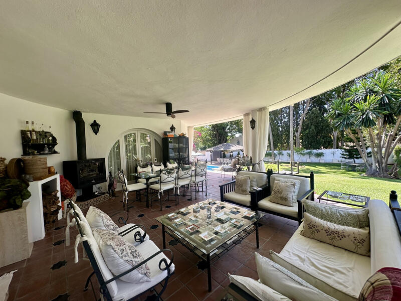 6 bedroom Cave House for sale