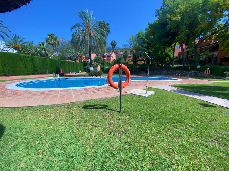 Apartment for sale in Marbella, Málaga