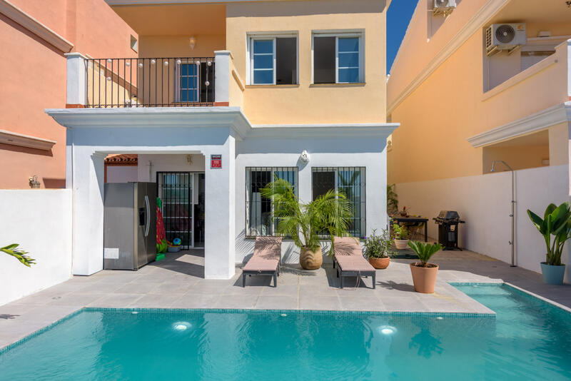 4 slaapkamer Villa Te koop