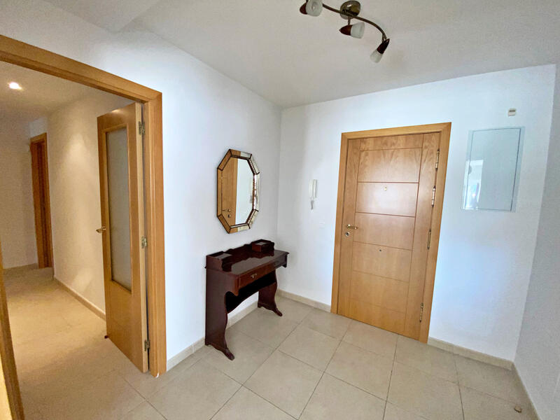 4 bedroom Apartment for sale
