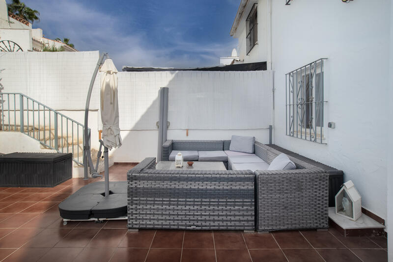 2 bedroom Townhouse for sale
