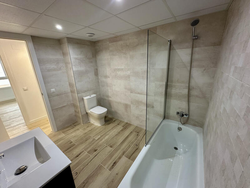 4 bedroom Apartment for sale