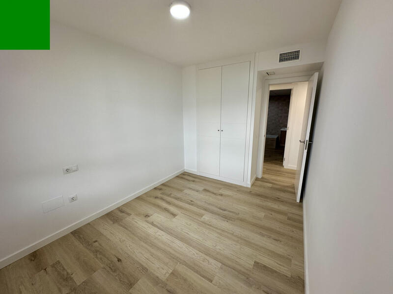 4 bedroom Apartment for sale