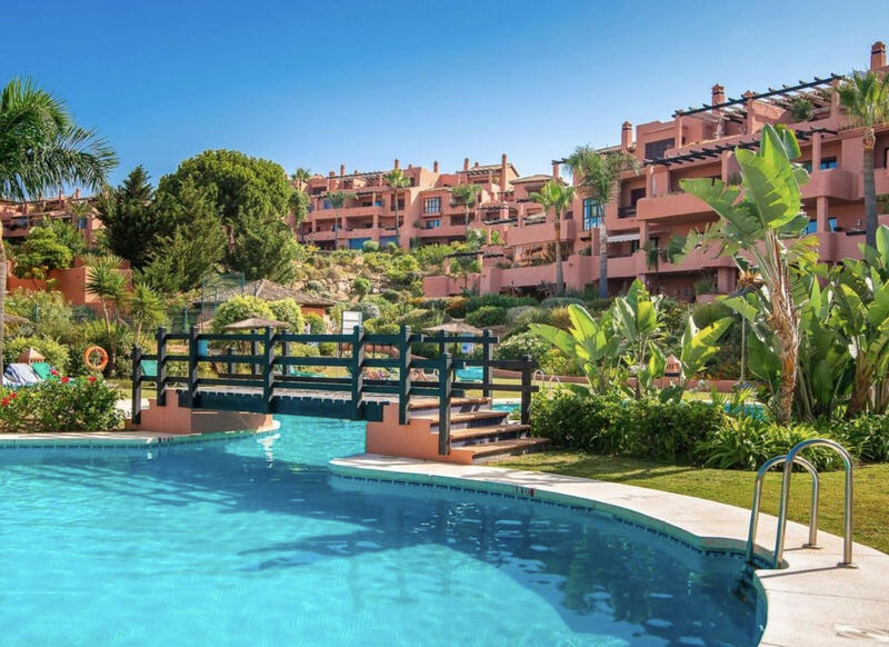 Apartment for sale in Marbella, Málaga