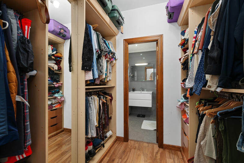 4 bedroom Cave House for sale