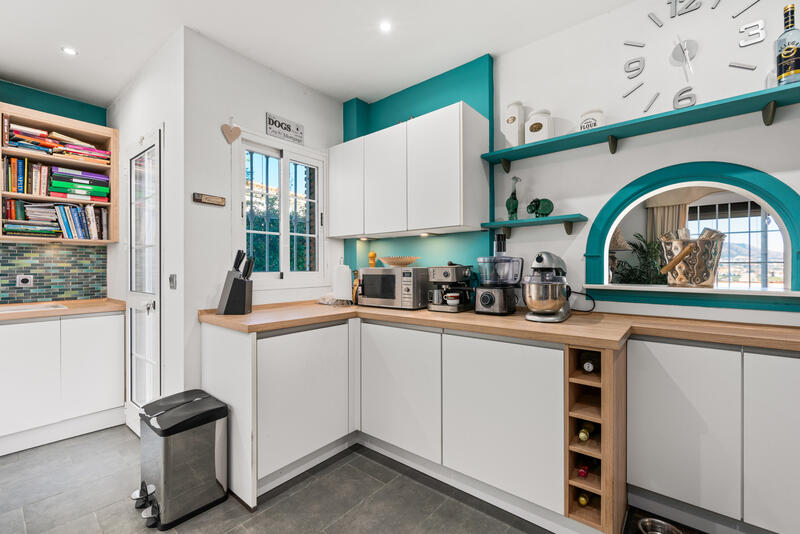 4 bedroom Cave House for sale