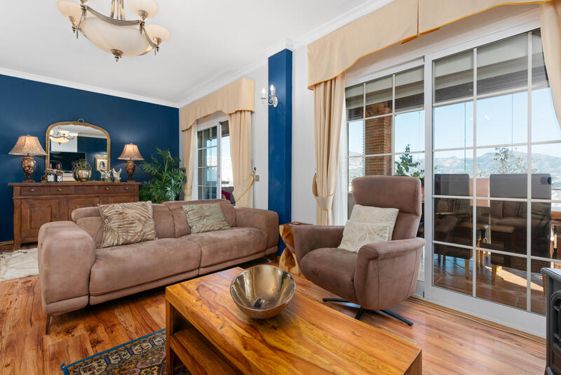 4 bedroom Cave House for sale