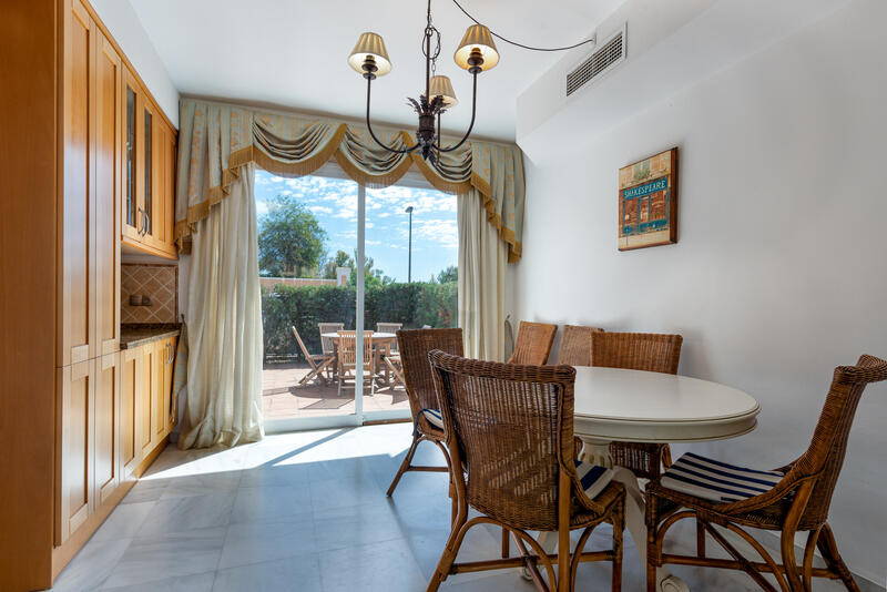 3 sovrum Radhus till salu