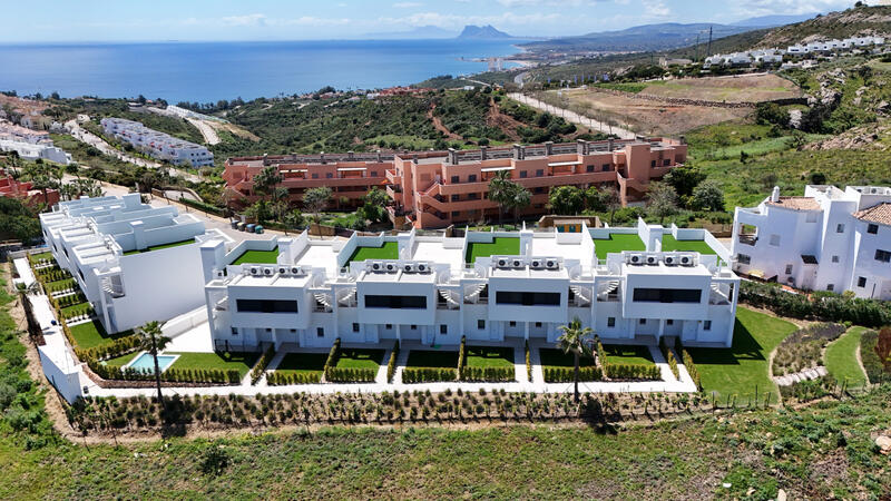 3 bedroom Townhouse for sale