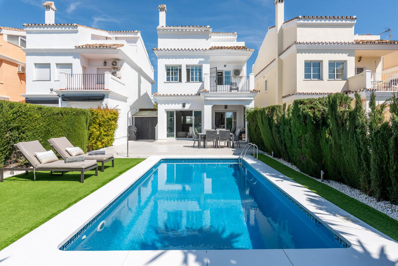 Casa Cueva en venta en Estepona, Málaga Casa Cueva en venta en Estepona, Málaga