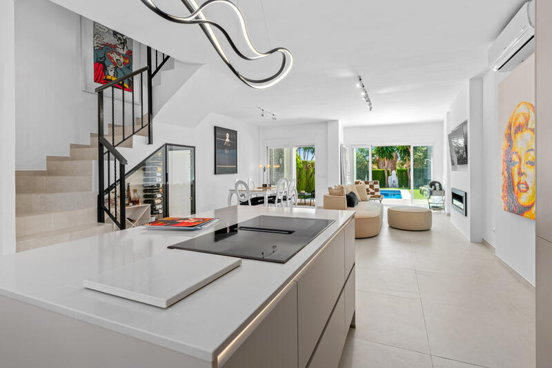 4 Cuarto Casa Cueva en venta