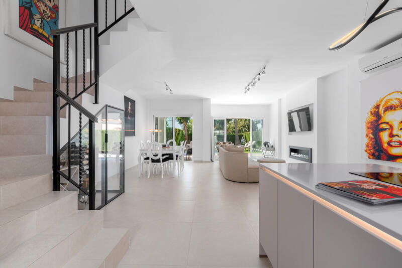 4 Cuarto Casa Cueva en venta