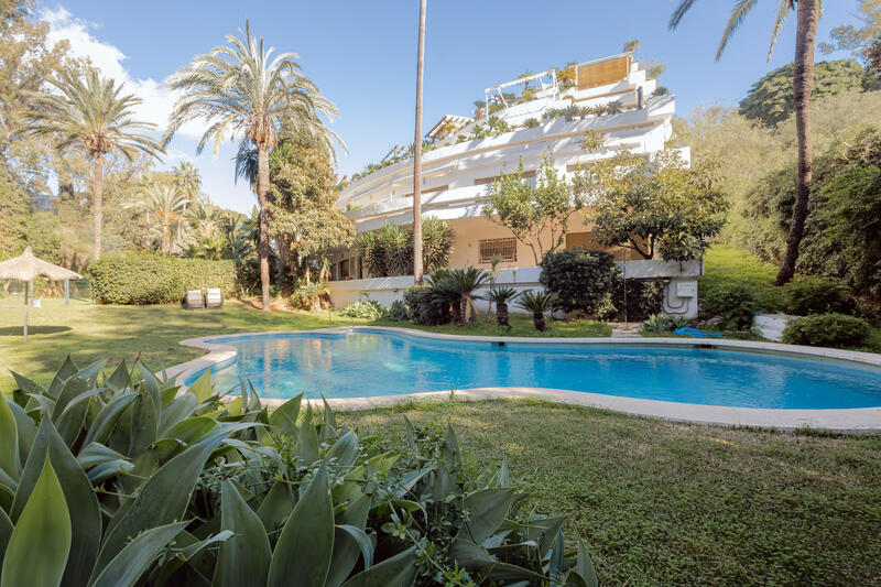 квартира продается в Marbella, Málaga