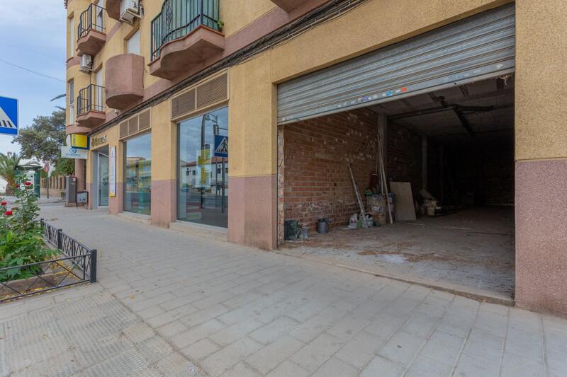 Local Commercial à vendre