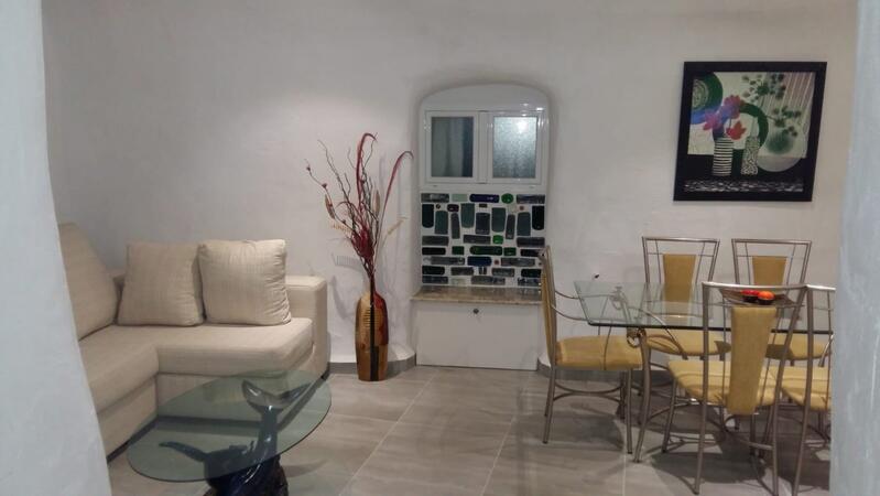 9 bedroom Villa for sale
