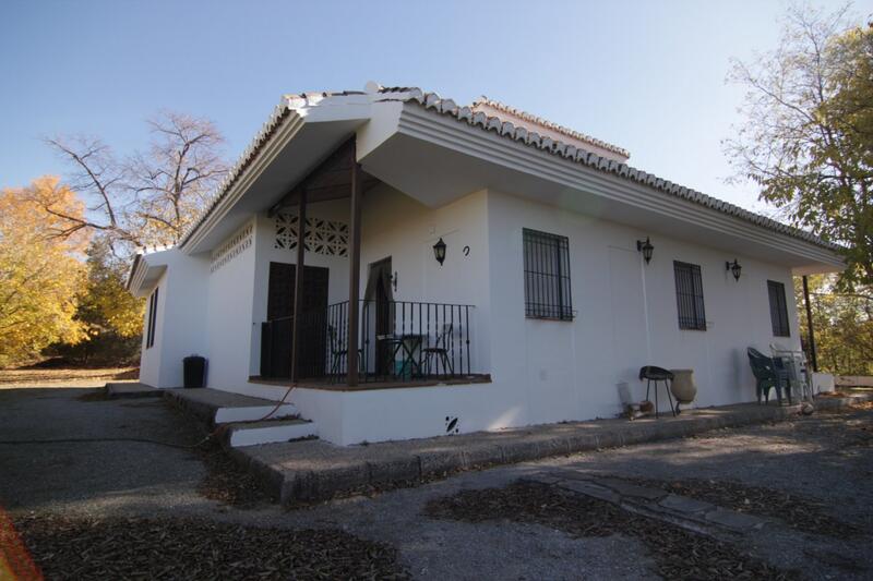 Villa til salg i Granada, Granada