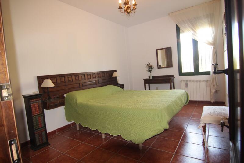 4 Cuarto Villa en venta