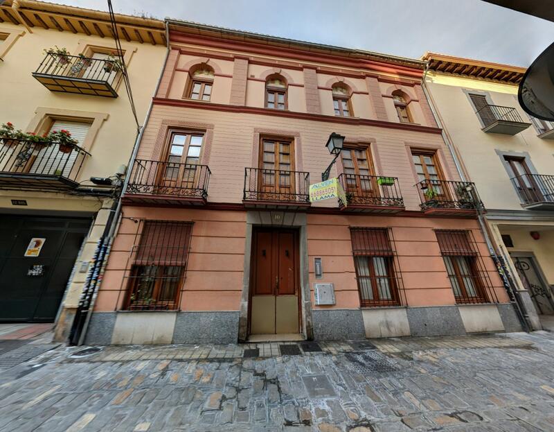 Townhouse for sale in Granada, Granada
