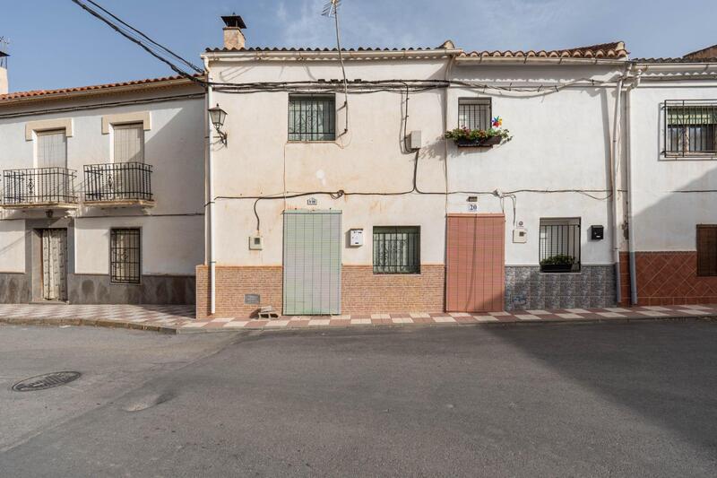 Villa for sale in Ventas de Huelma, Granada